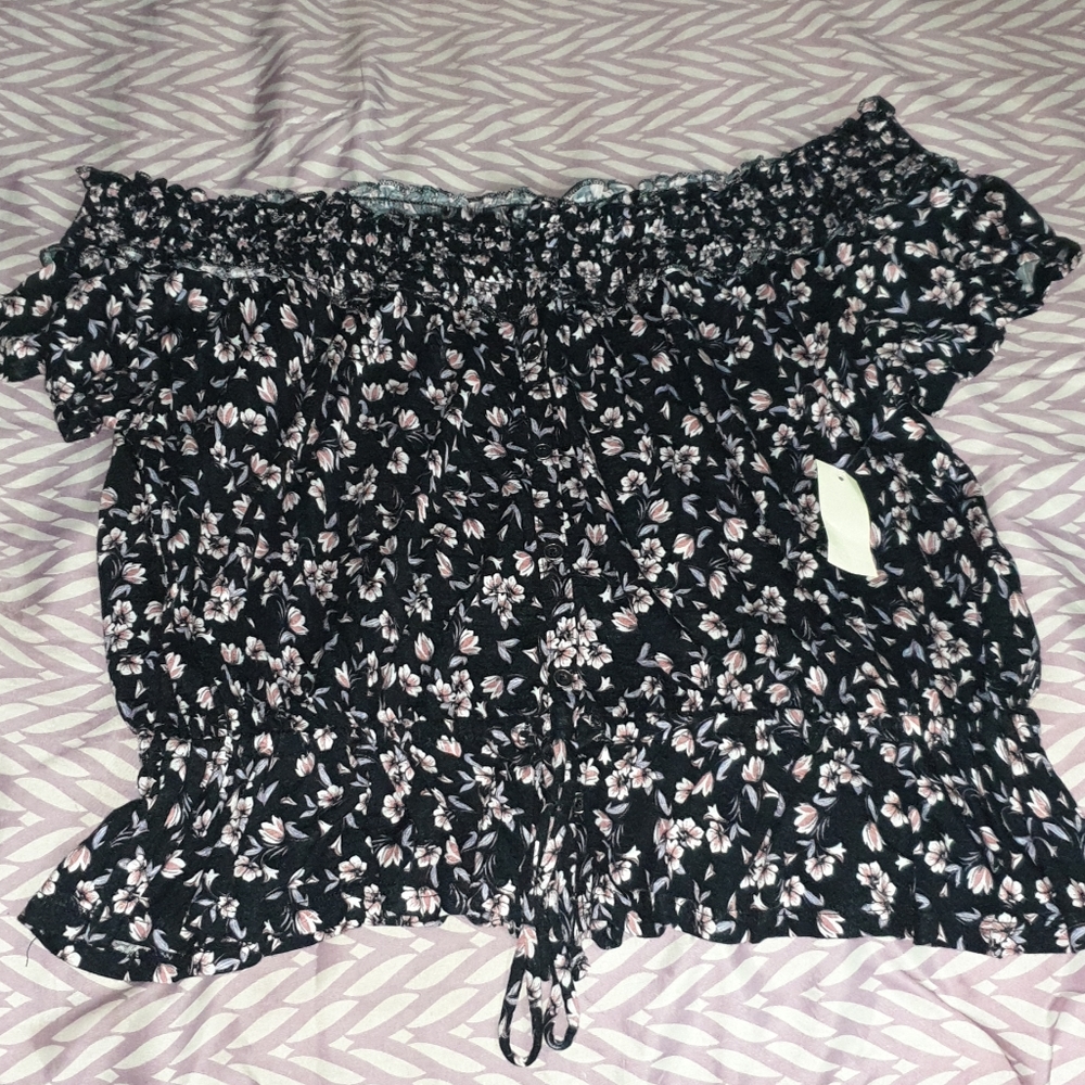 Aeropostale off shoulder shirt